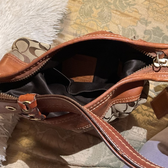Coach Brown and Tan Signature Shoulder Bag - Picture 8 of 11